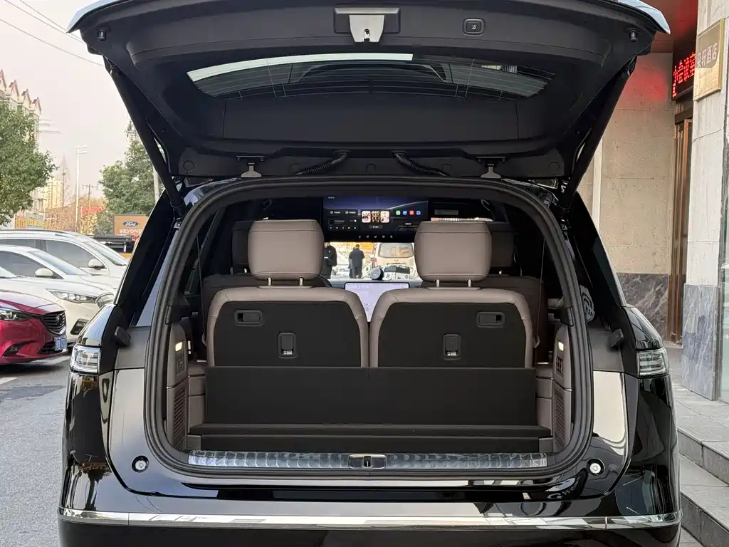 NIO ES8 2026 Six-seater Executive Deluxe Edition купить на сайте DeffCars