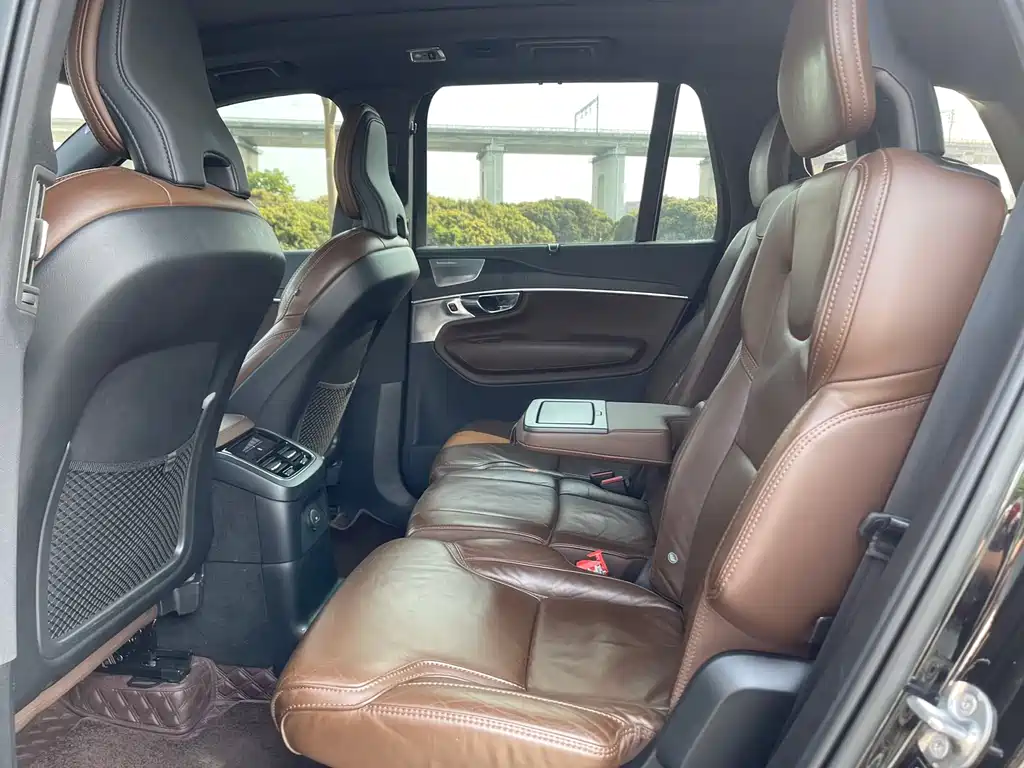 Volvo XC90 plug-in hybrid 2022 facelift E-drive hybrid T8 Zhizun Deluxe Edition 7 seats купить на сайте DeffCars