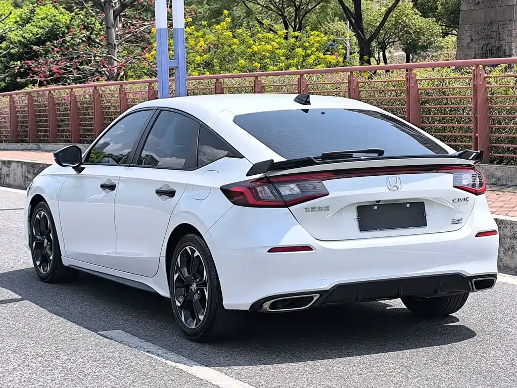 Civic 2023 HATCHBACK 240TURBO CVT Extreme Edition купить на сайте DeffCars