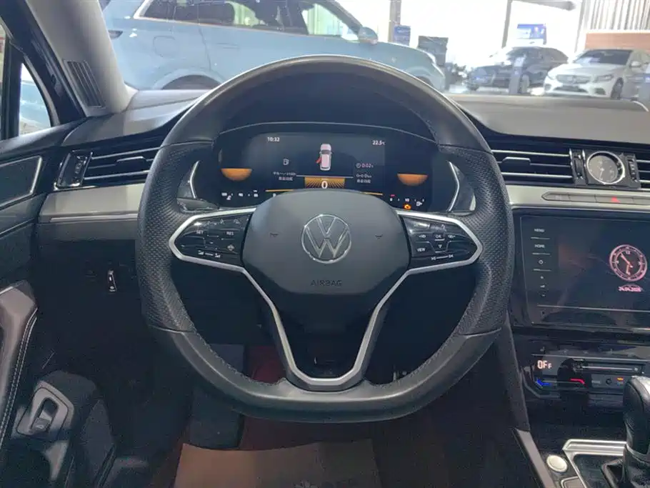Magotan 2023 2 million commemorative edition 330TSI DSG leading model купить на сайте DeffCars