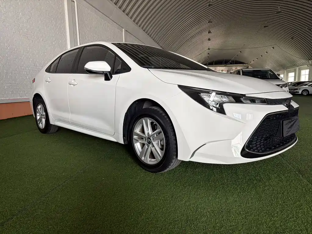 Léilíng (COROLLA) 2022 185T CVT Deluxe Edition купить на сайте DeffCars
