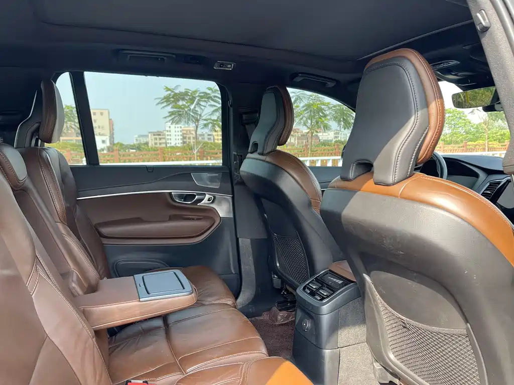 Volvo XC90 plug-in hybrid 2022 facelift E-drive hybrid T8 Zhizun Deluxe Edition 7 seats купить на сайте DeffCars