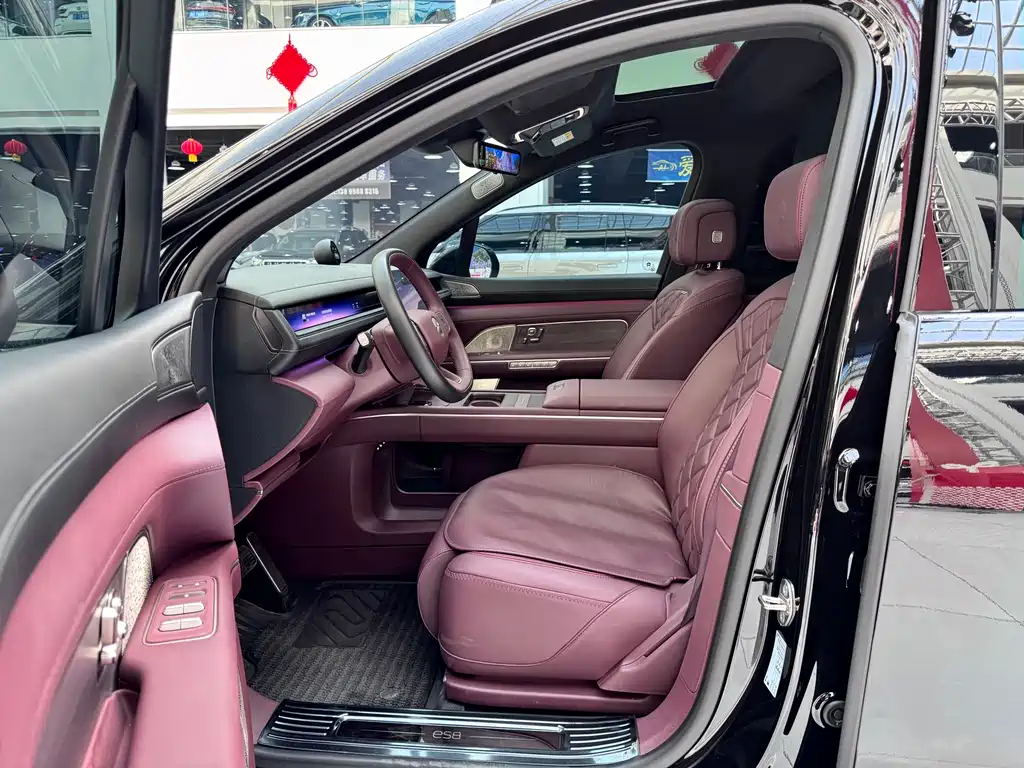 NIO ES8 2026 Six-seater Executive Signature Edition купить на сайте DeffCars