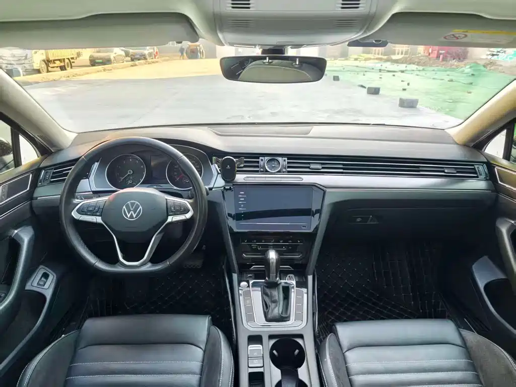 Magotan 2020 330TSI DSG leading model купить на сайте DeffCars