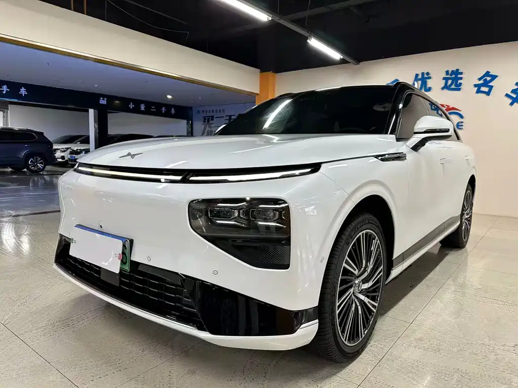 Xpeng G9 2026 725 Max купить на сайте DeffCars
