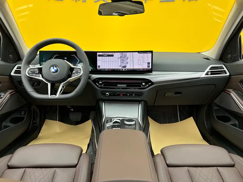 BMW 3 Series 2025 330Li M Sports Night Package купить на сайте DeffCars