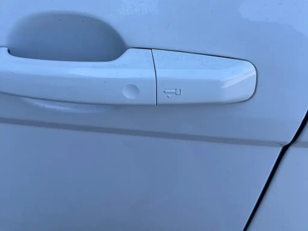 Range Rover Evoque 2016 2.0T HSE DYNAMIC Actuated Edition купить на сайте DeffCars