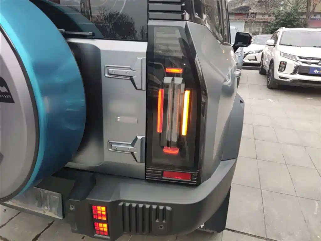 Jietu Traveler 2023 2.0T four-wheel drive conquers купить на сайте DeffCars