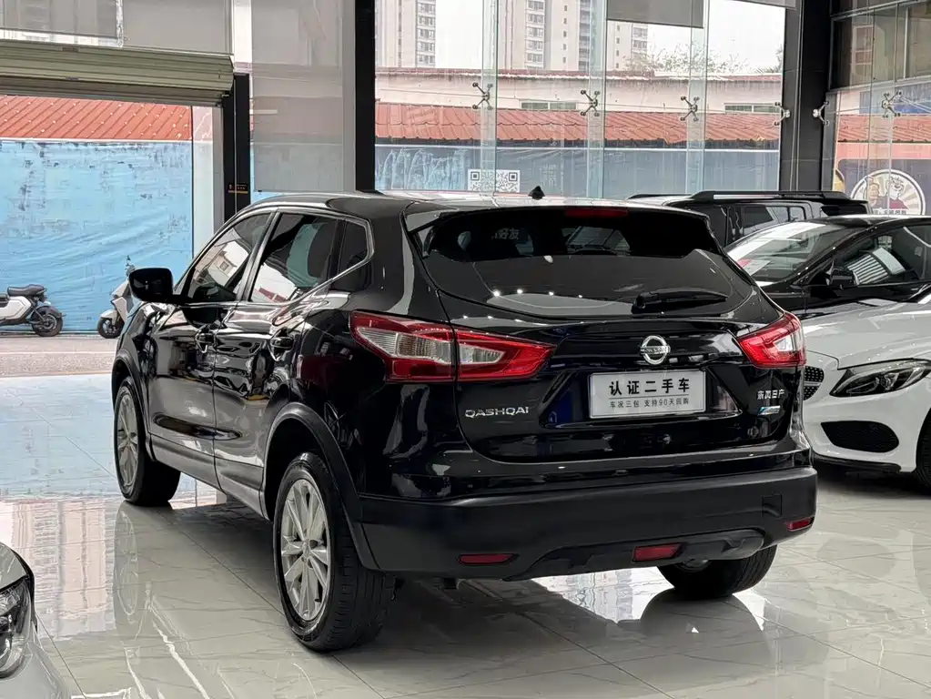 Qashqai 2017 2.0L CVT Elite Edition National V купить на сайте DeffCars