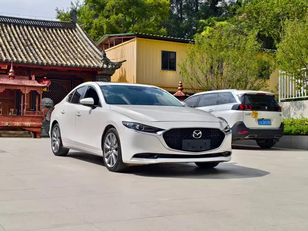 Mazda3 Angkesela 2020 2.0L Automatic Quality Edition купить на сайте DeffCars