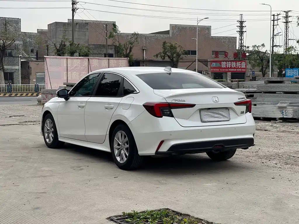 Stylish 2022 240TURBO Manual Exclusive Edition купить на сайте DeffCars