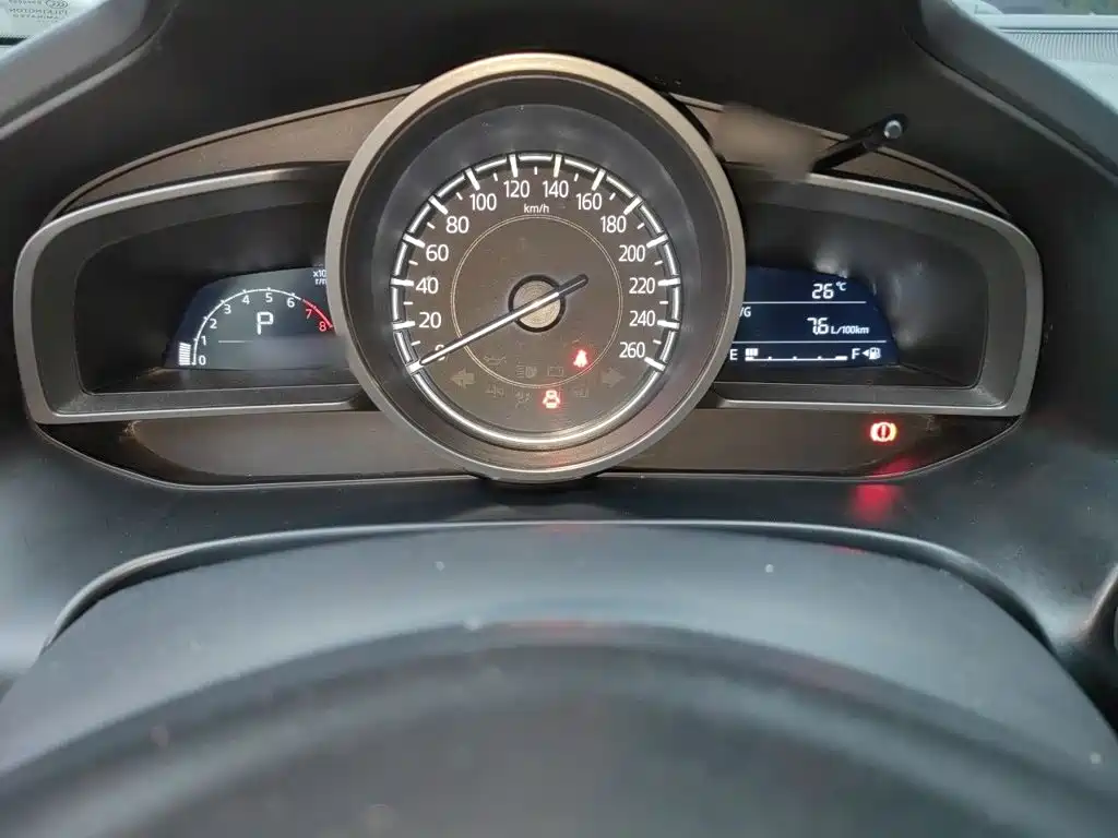 Mazda Axela 2017 Three-Car 1.5L Automatic Comfort Country V купить на сайте DeffCars