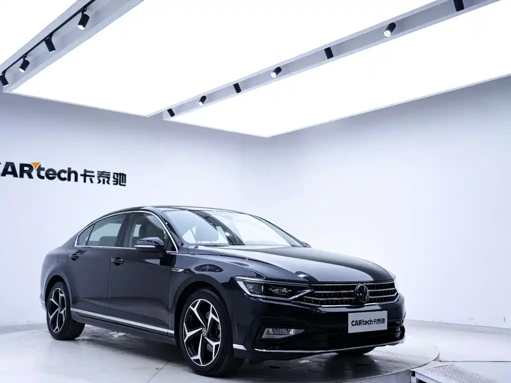 Magotan 2023 2 million commemorative edition 330TSI DSG luxury model купить на сайте DeffCars