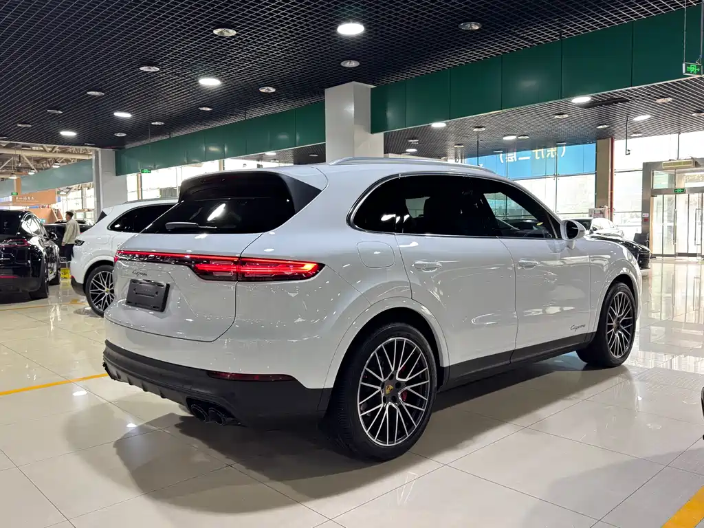 Cayenne 2023 Cayenne 3.0T купить на сайте DeffCars