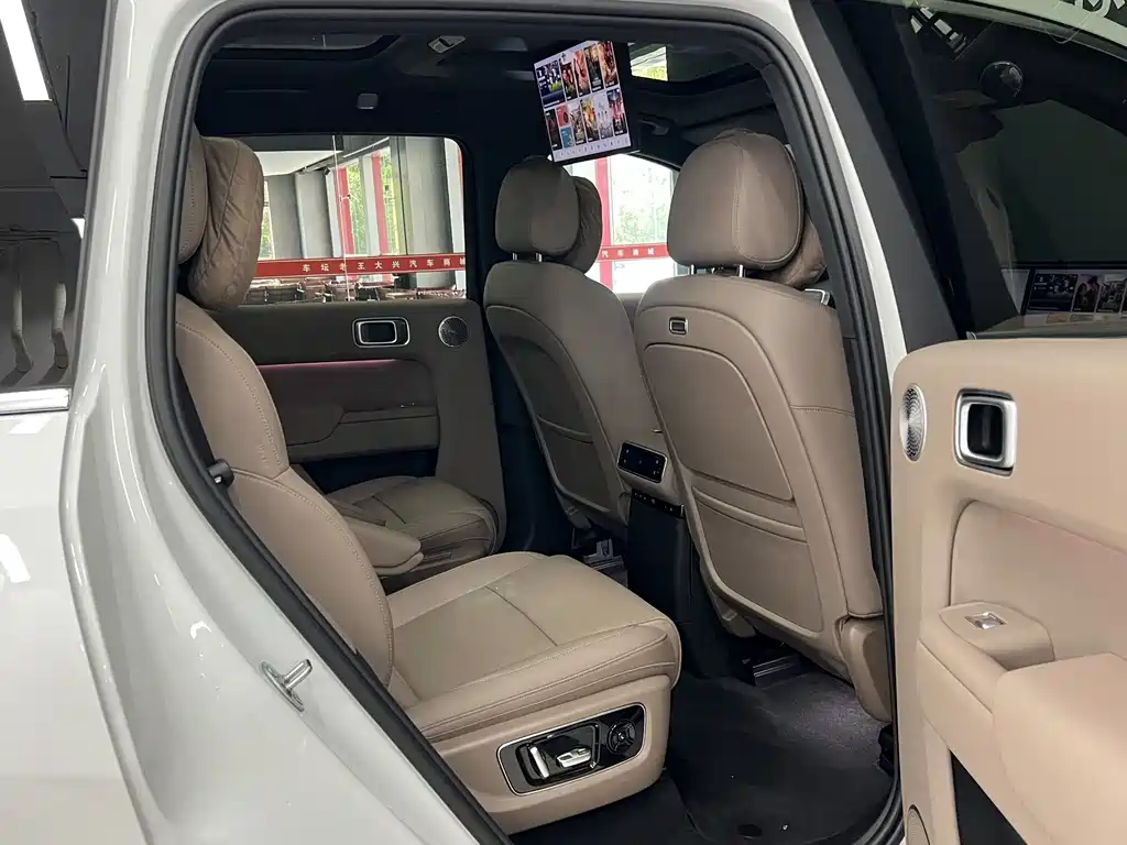 Ideal L8 2025 Ultra smart refresh version купить на сайте DeffCars