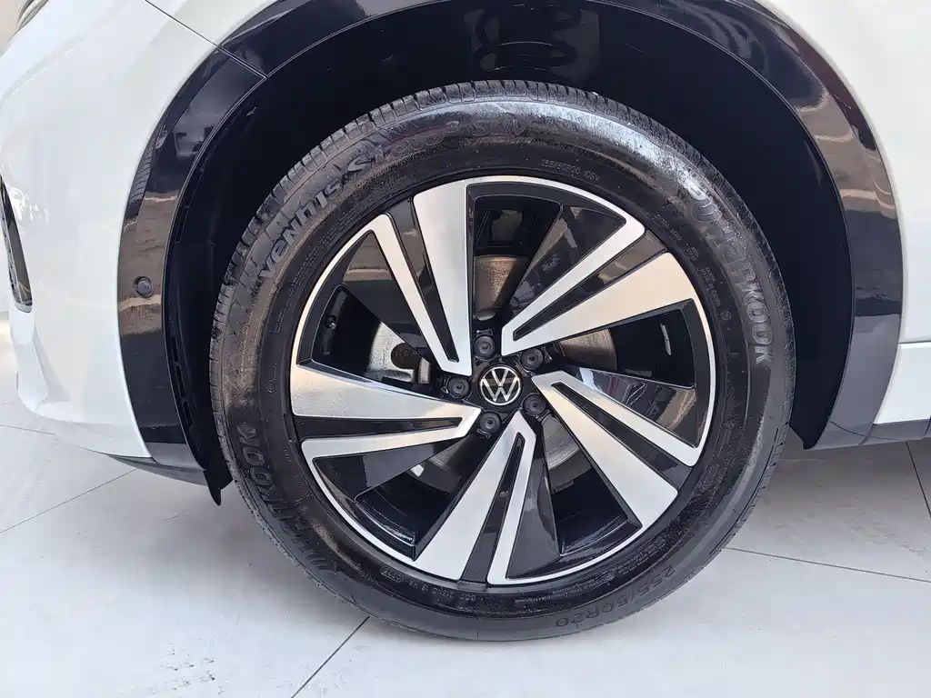 Lanxun 2025 380TSI four-wheel drive R-Line cruising model купить на сайте DeffCars