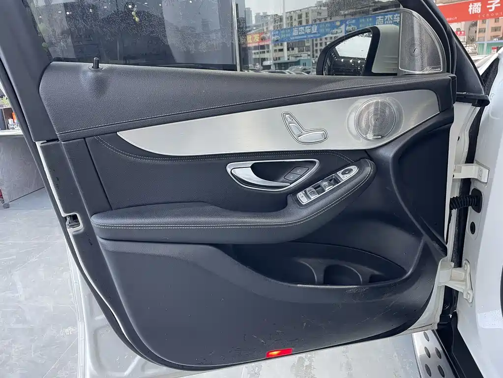 Mercedes-Benz GLC 2017 GLC 200 4MATIC купить на сайте DeffCars