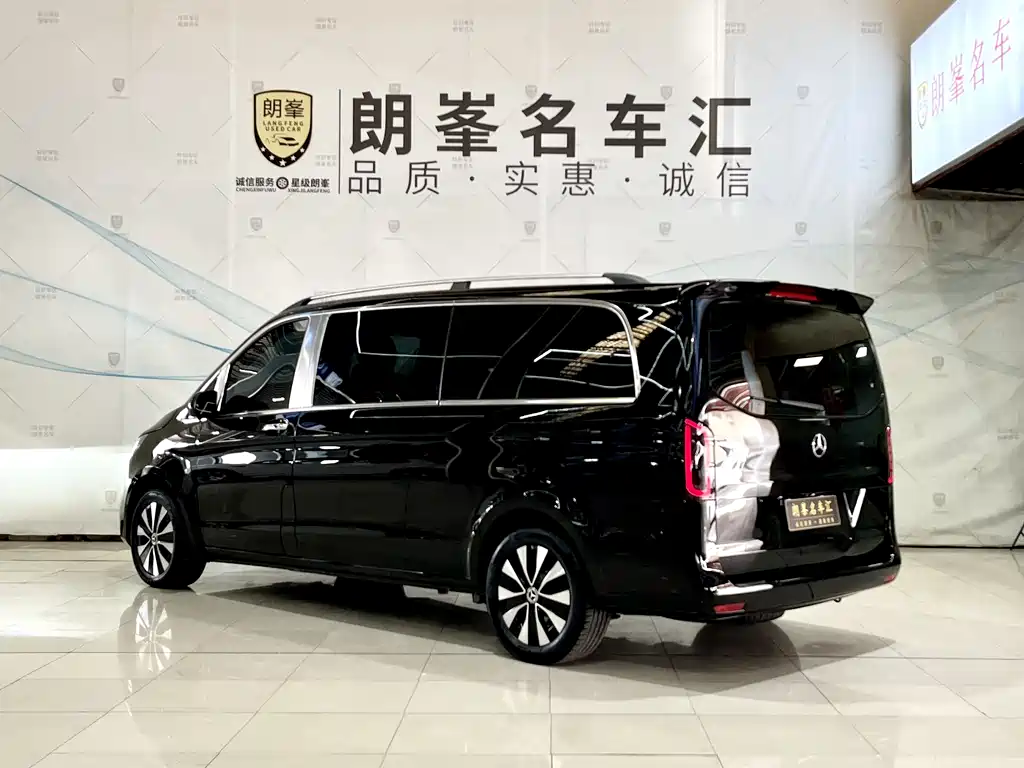 Vito 2023 2.0T Business Edition 7 seats купить на сайте DeffCars