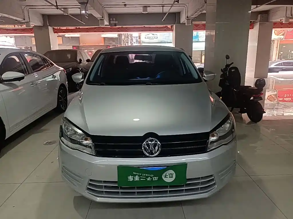 Jetta 2015 Premium Edition 1.6L Manual Fashion Model купить на сайте DeffCars