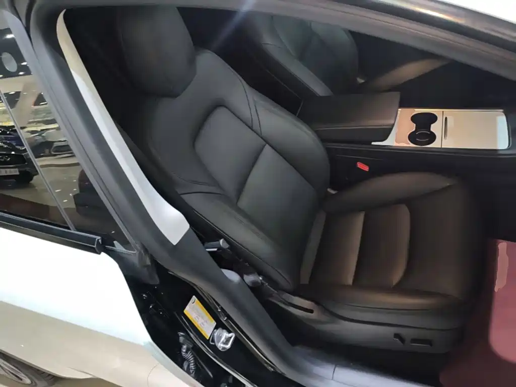 Model Y 2021 long-range all-wheel drive version 3D7 купить на сайте DeffCars