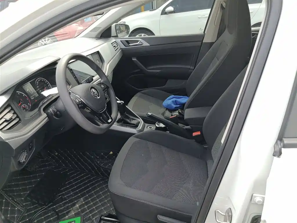 Polo 2019 Plus 1.5L Automatic Panoramic Enjoyment Edition купить на сайте DeffCars