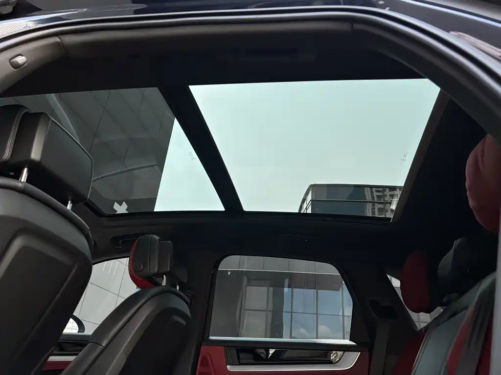 Cayenne New Energy 2024 Cayenne E-Hybrid 2.0T купить на сайте DeffCars