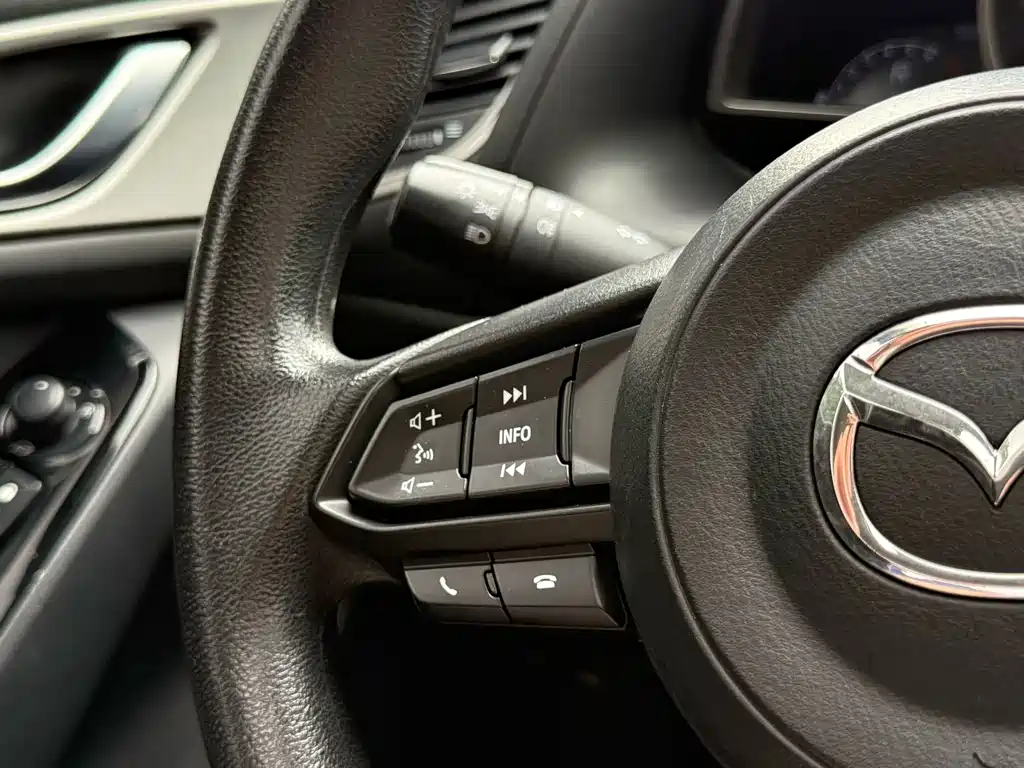 Mazda3 Angkesela 2019 Cloud Control Edition Sedan 1.5L Automatic Luxury Type National V купить на сайте DeffCars