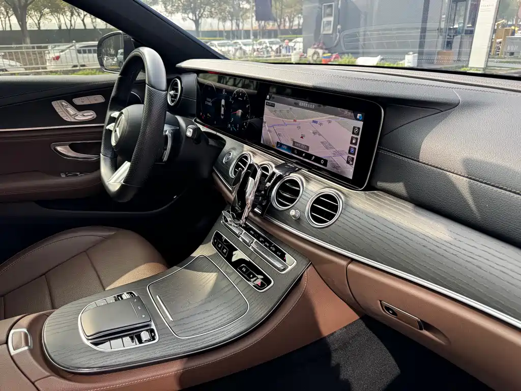 Mercedes-Benz E-Class 2021 E 300 L Sporty and Fashionable купить на сайте DeffCars