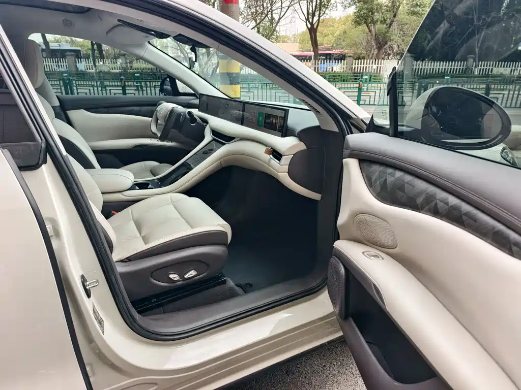 Zhiji LS6 2023 Max long battery life version купить на сайте DeffCars