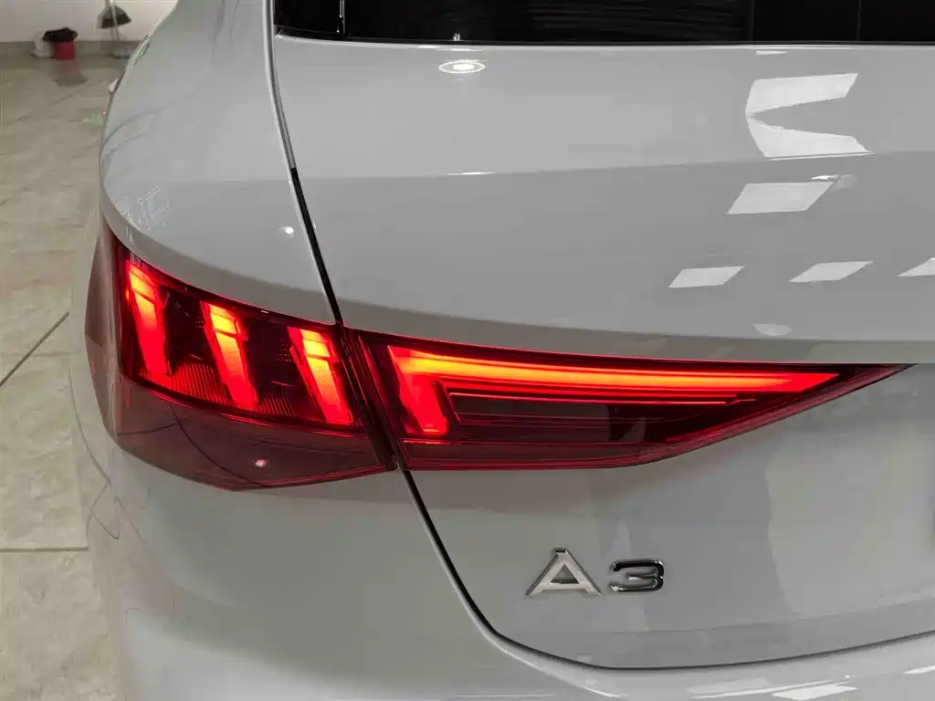 Audi A3 2023 facelift Sportback 35 TFSI stylish and sporty купить на сайте DeffCars