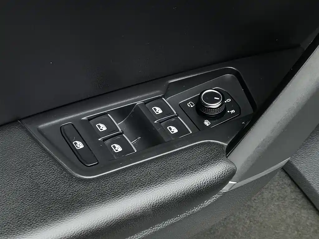 Tanyue 2020 330TSI two-wheel drive luxury intelligent version купить на сайте DeffCars