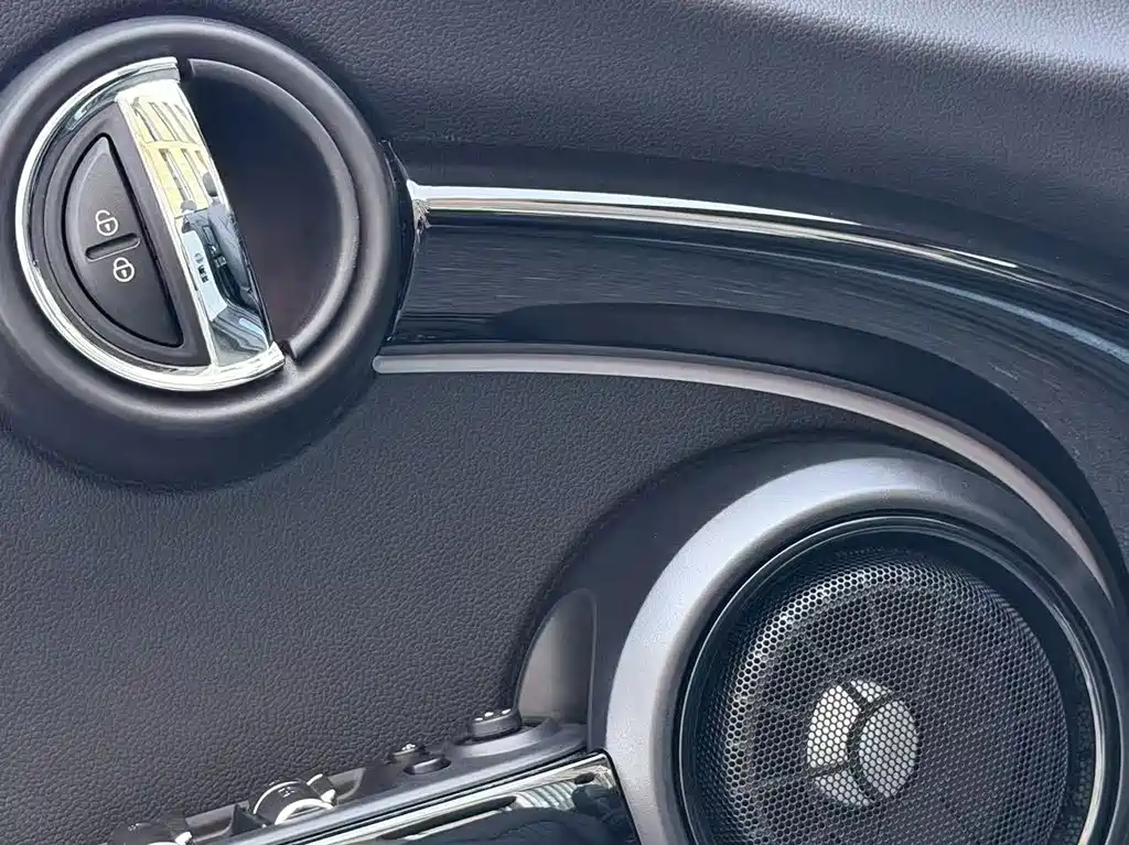 MINI 2023 2.0T COOPER S CABRIO King's Cross Special Edition купить на сайте DeffCars