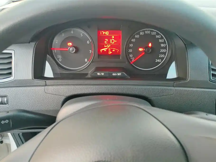 Santana 2018 1.5L Manual Fashion Edition купить на сайте DeffCars