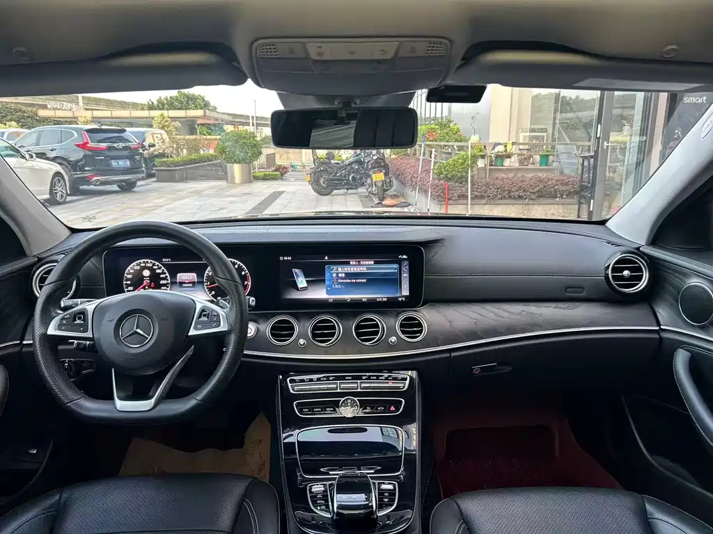 Mercedes E-Class 2017款 E 300 L 运动豪华型 купить на сайте DeffCars