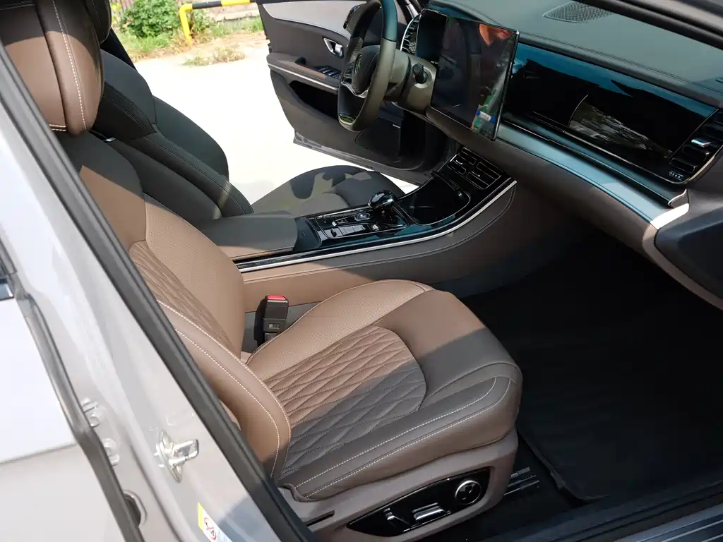 Han 2025 EV 605KM premium model купить на сайте DeffCars