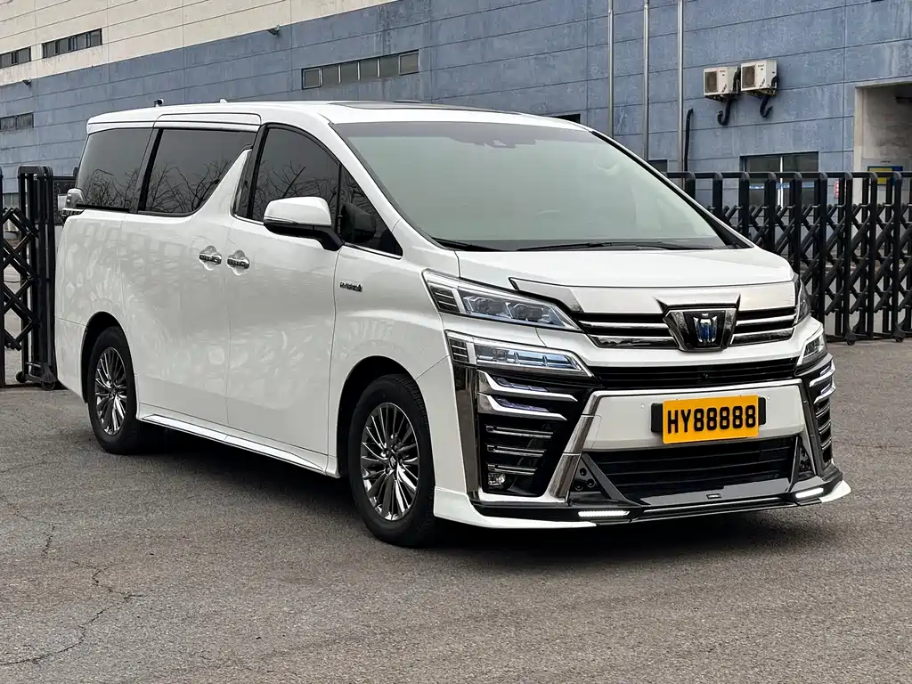 Wilfa 2021 Crown Dual Engine 2.5L HV Extreme Edition купить на сайте DeffCars