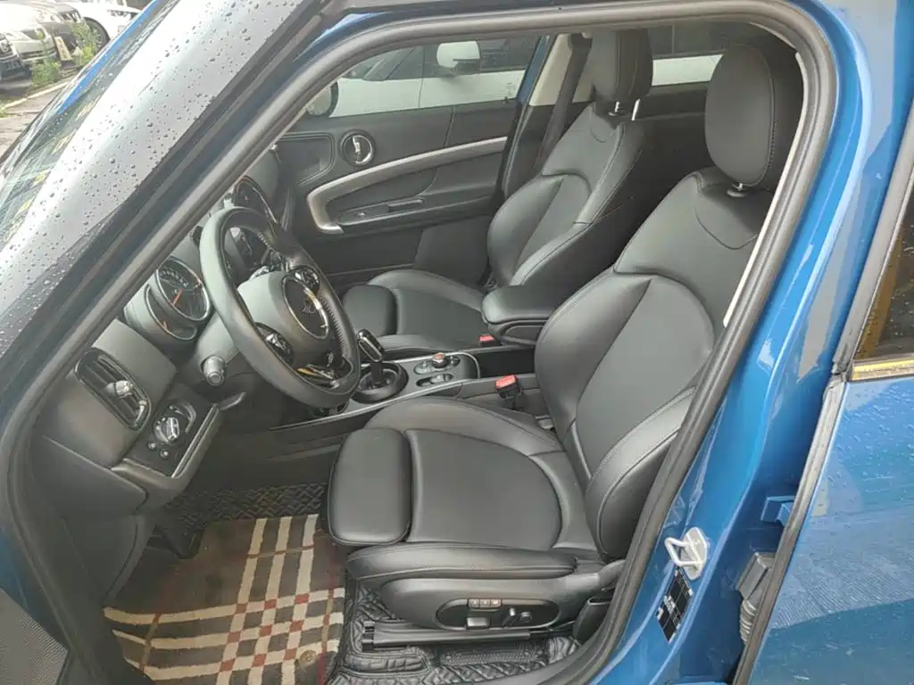 COUNTRYMAN 2019 1.5T COOPER Artist Weekend Travel Edition купить на сайте DeffCars
