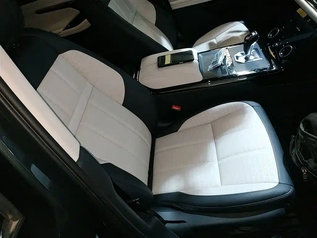 Range Rover Evoque 2021 Evoque L 249PS R-Dynamic First edition купить на сайте DeffCars