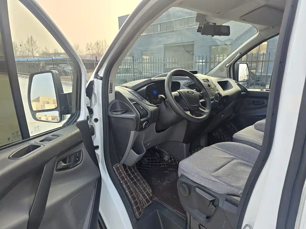 Transit 2019 2.0T gasoline multi-functional commercial vehicle short-axle low-roof 6-seater National VI купить на сайте DeffCars