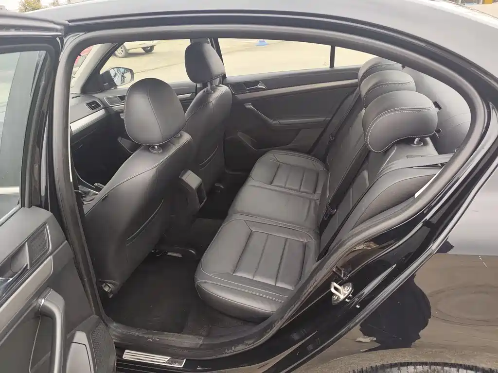 Lavida 2015 230TSI DSG Comfort Edition купить на сайте DeffCars