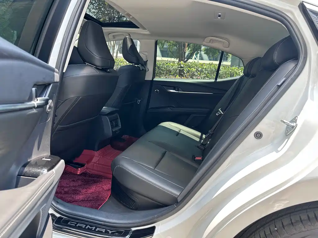 Camry 2024 Dual Engine 2.0HE Elite Edition купить на сайте DeffCars