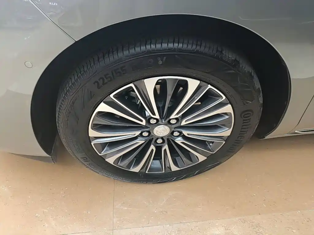 Buick GL8 2023 ES Lu Zun Luxury Heyue Edition купить на сайте DeffCars