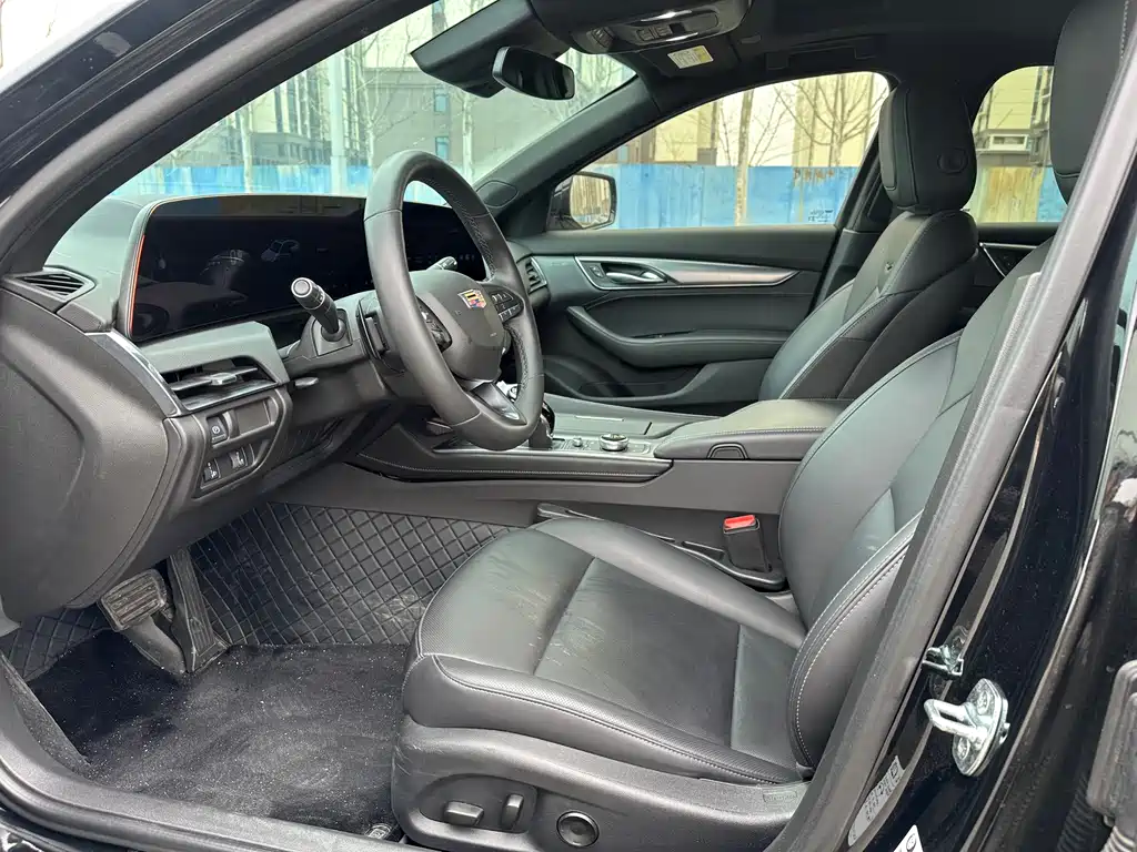 Cadillac CT5 2025 28T Urban Sports Edition купить на сайте DeffCars