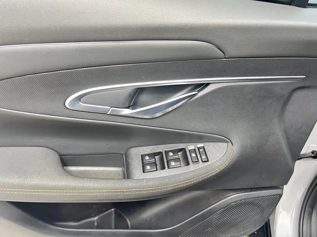 Changan UNI-T 2023 second generation 1.5T premium model купить на сайте DeffCars