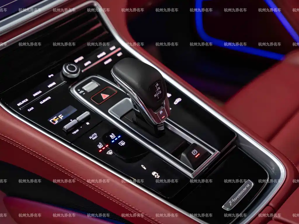 Panamera 2023 Panamera 4 Executive Extended Platinum Edition 2.9T купить на сайте DeffCars