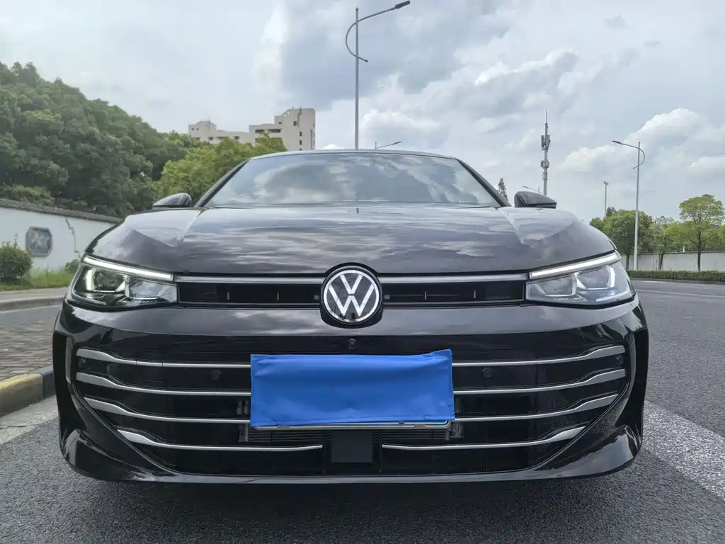 Passat 2026 Pro 380TSI Long Yao Edition купить на сайте DeffCars