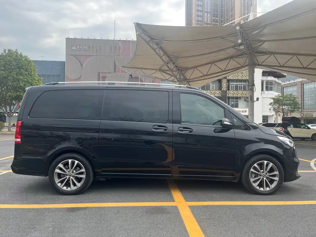 Mercedes-Benz V-Class 2022 V 260 Pilot Edition купить на сайте DeffCars