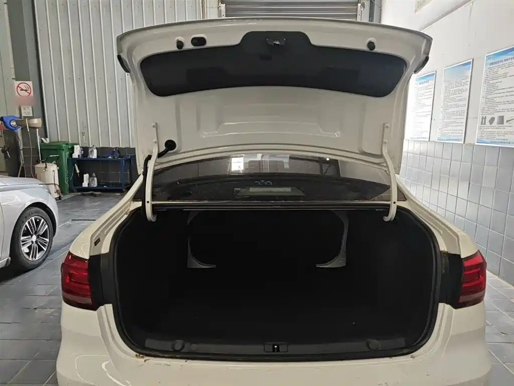 Lavida 2019 Lavida Qihang 1.5L Automatic Fashion Edition National VI купить на сайте DeffCars