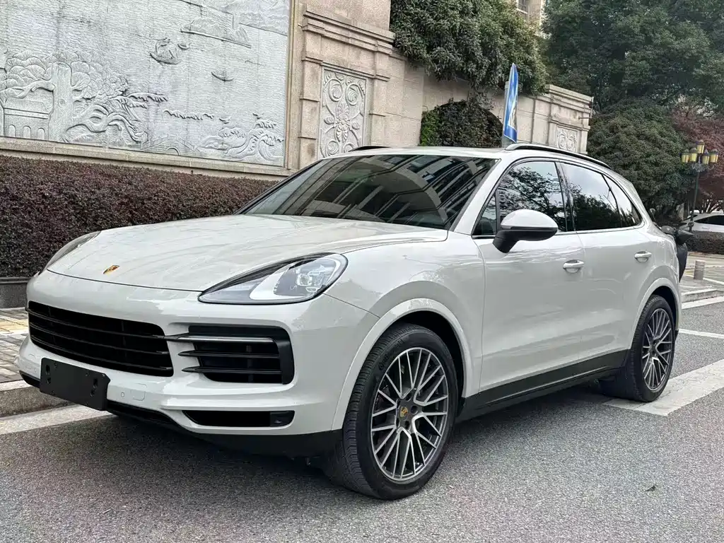 Cayenne 2022 Cayenne 3.0T Platinum Edition купить на сайте DeffCars