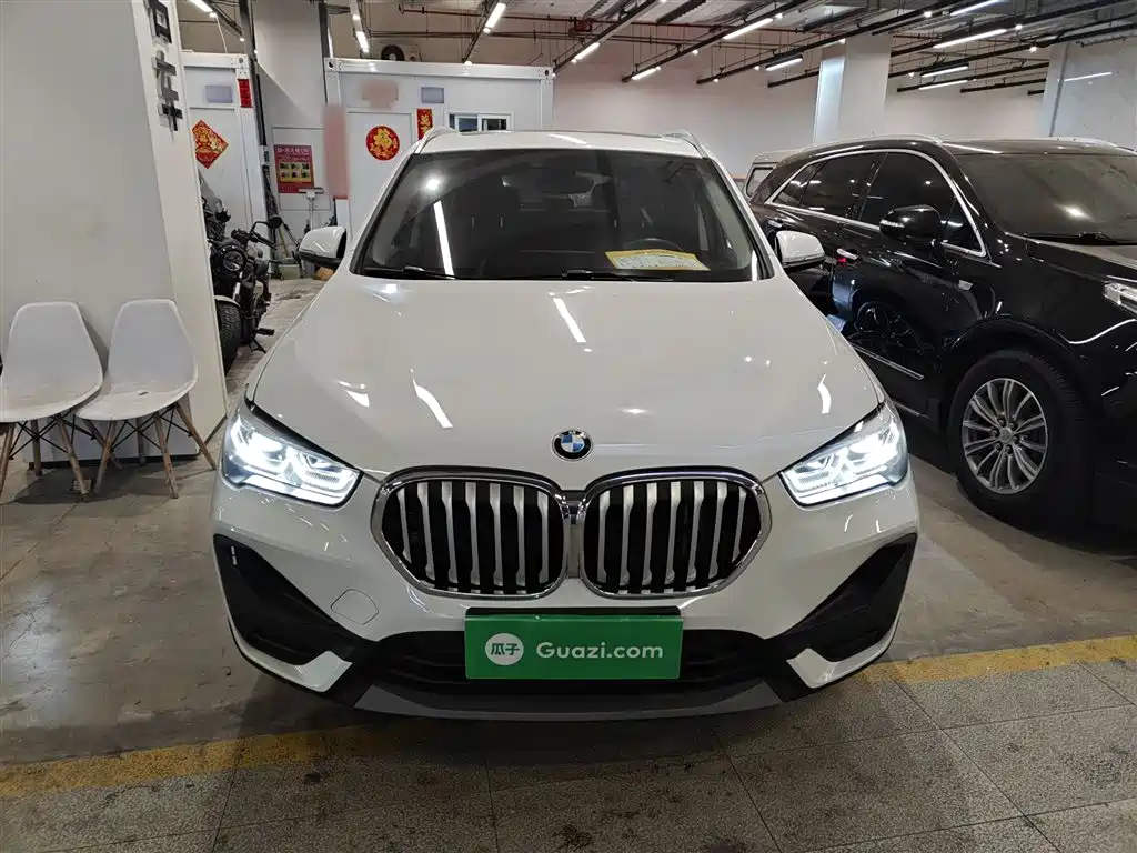 BMW X1 2022 sDrive25Li Leading Model купить на сайте DeffCars